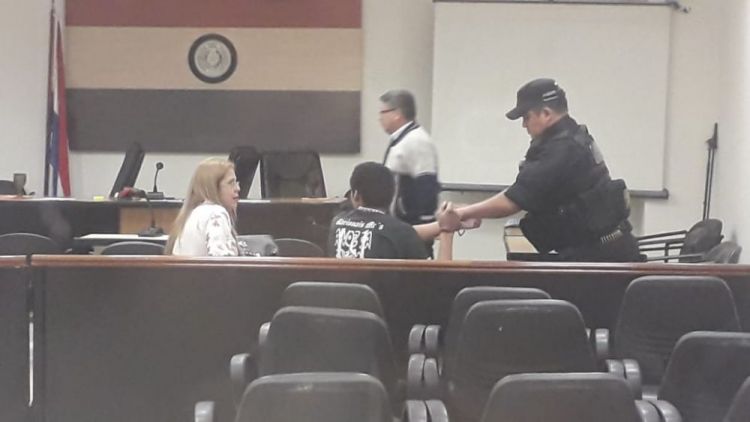 Instan a denunciar a defensores que soliciten dinero para realizar servicios que son gratuitos