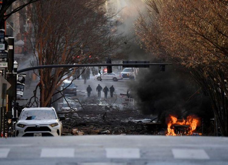 Agentes EEUU investigan más de 500 pistas tras explosión en Nashville