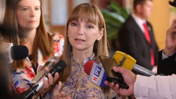 Ministra destaca ampliación de Ley de Emergencia como medida para proteger el empleo ante aumento de casos