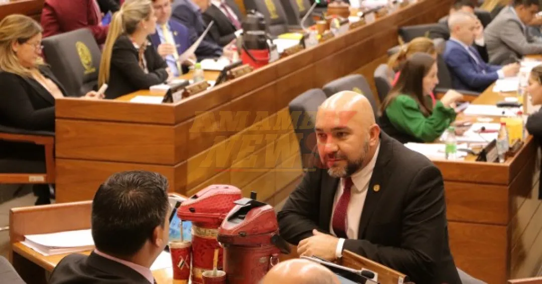 Arévalo niega haber mediado para liberar a su cuñado y denuncia una "campaña sucia" para bajarlo del JEM