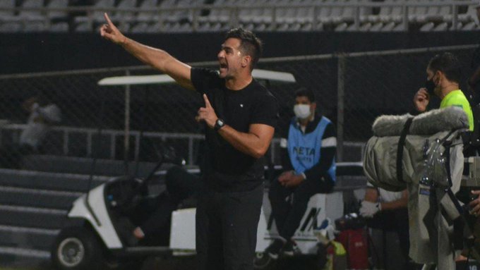Tacuary vuelve a apostar por Iván Almeida