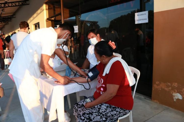 Anuncian atención médica gratuita en Concepción