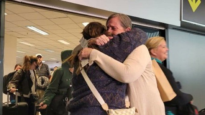 Llegaron los primeros paraguayos que retornan al país desde Israel