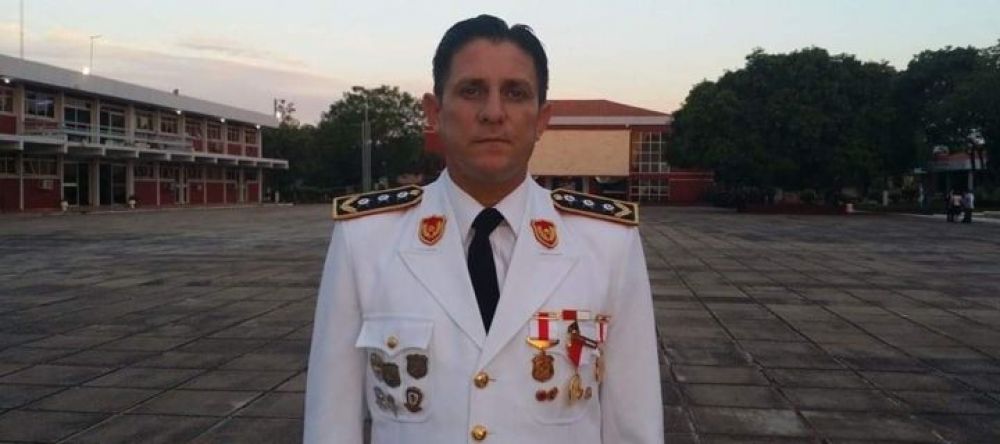 Comandante pide reconsiderar rechazo de ascenso de Comisarios
