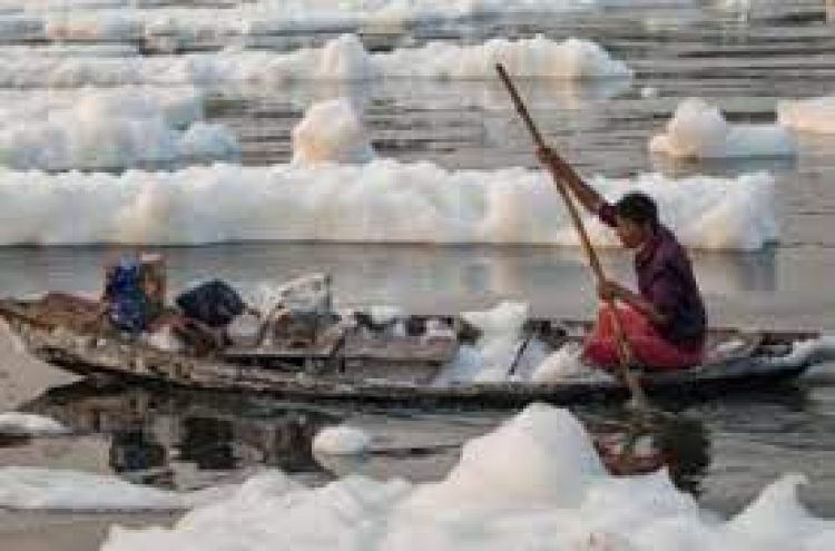 Al menos 12 montañistas muertos y 4 desaparecidos como consecuencia de las nevadas en la India
