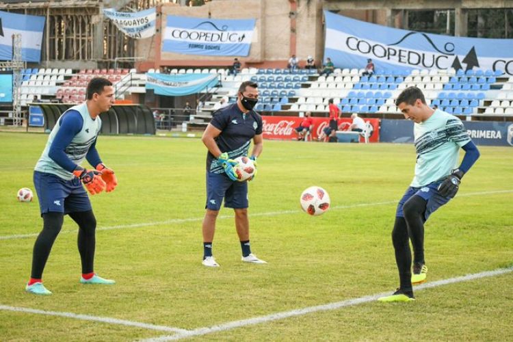 Arqueros dan positivo en Guaireña y está en duda el juego ante Olimpia