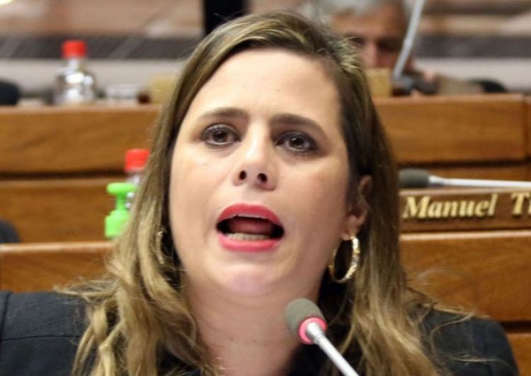 Kattya repudia lo ocurrido con Villamayor