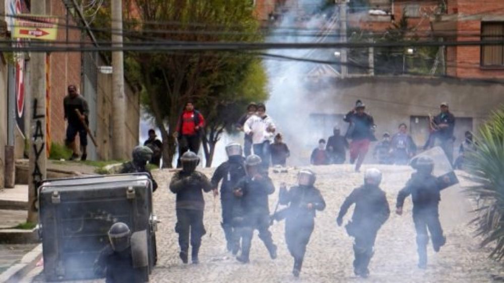 Evo Morales se refugia en México y el caos se apodera de Bolivia