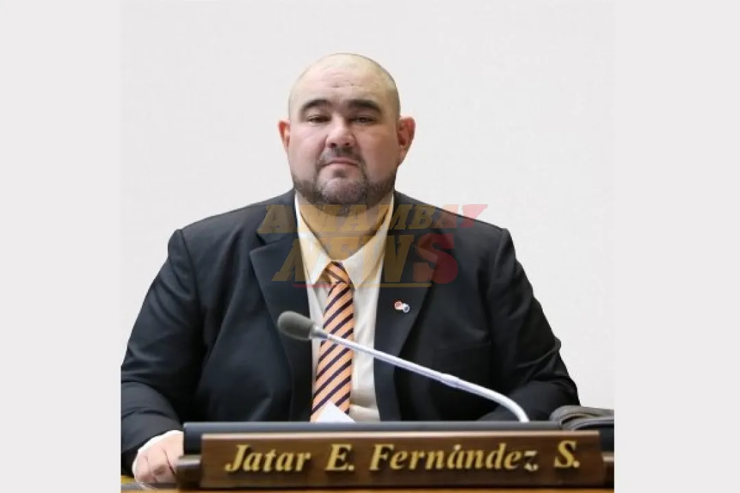 Jatar Fernández anuncia candidatura independiente para reelección