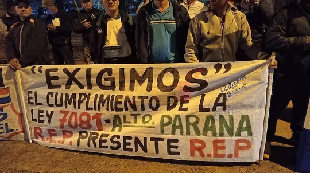 Excombatientes marchan por pago que el Estado aún no ejecuta