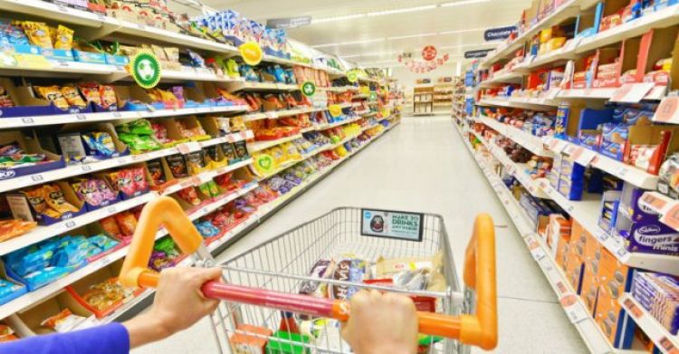 Plantean eliminar el IVA de productos de la canasta básica de alimentos