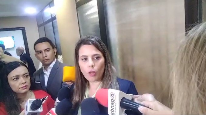 Kattya González analiza posible acción de inconstitucionalidad contra pérdida de investidura