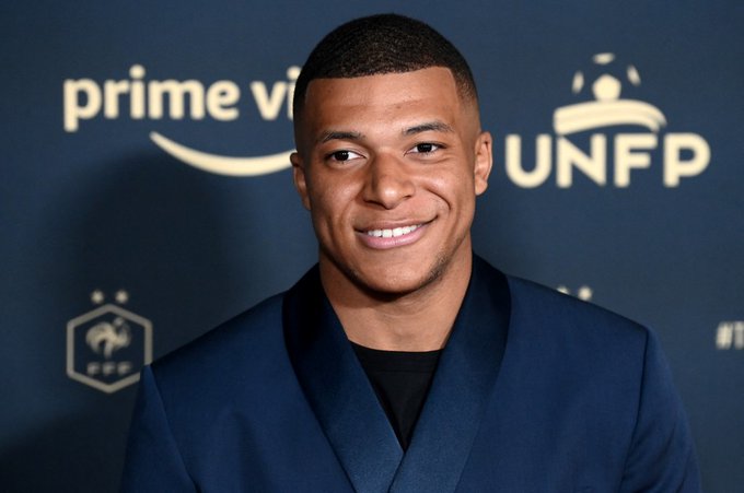 Mbappé desplazará a Messi como el futbolista mejor pagado