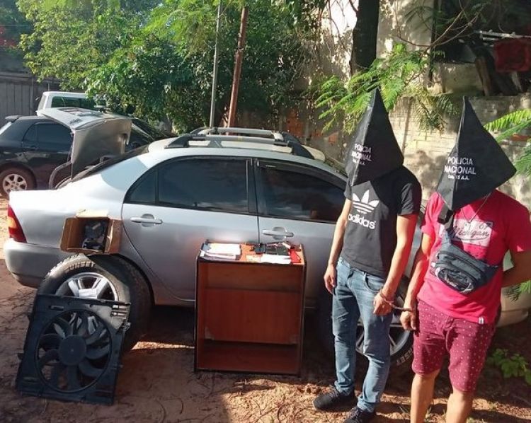 Policía es detenido por intento de extorsión en Asunción