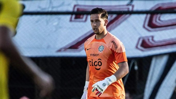 Espínola buscará salir de Olimpia