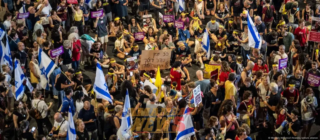 Miles de personas protestan en Israel para exigir tregua