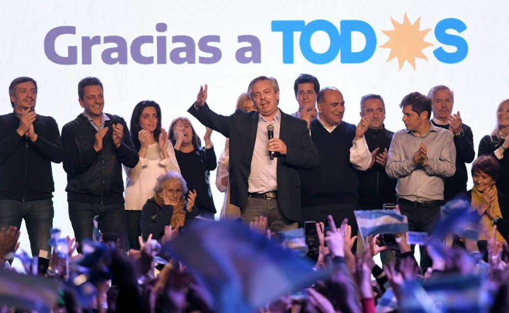 Alberto Fernández lleva la delantera para Presidente según boca de urna. Macri derrotado