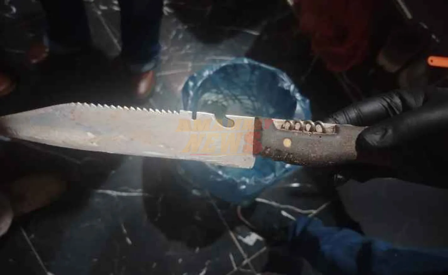 Sujeto que habría abusado de una niña de dos años, fue asesinado a puñaladas por dos hermanos
