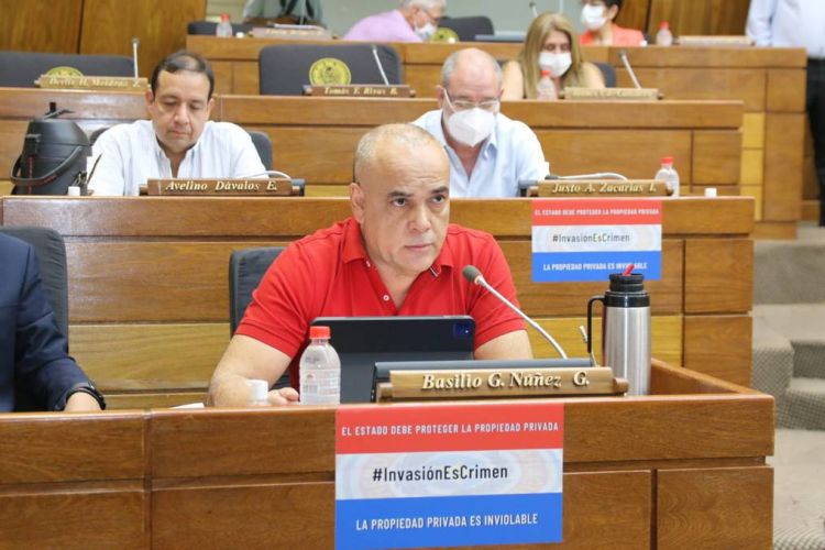 Para «Bachi» Núñez no hay discusión, Ozorio debe renunciar o perder la investidura