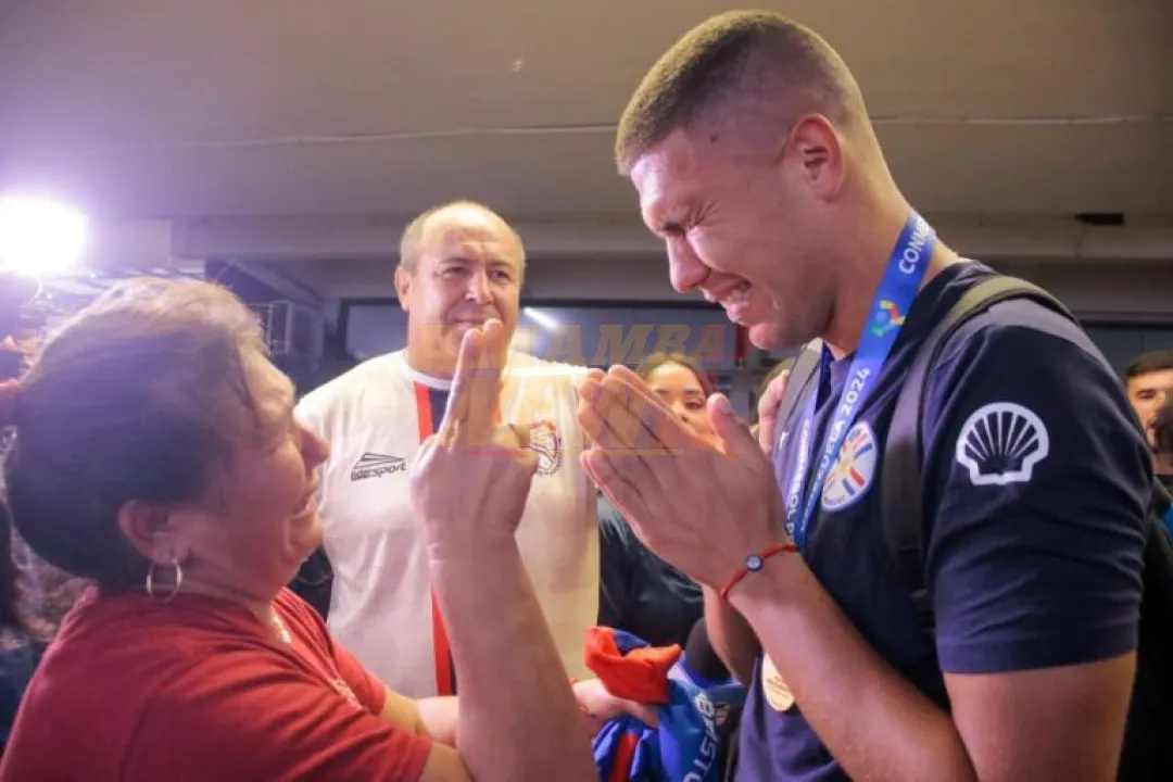 Ronaldo se recupera tras un delicado golpe en la cabeza