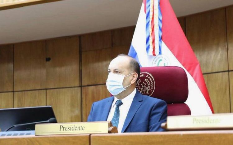 Presidente del Senado sostuvo que no se explica el crecimiento desmedido del patrimonio de Cartes