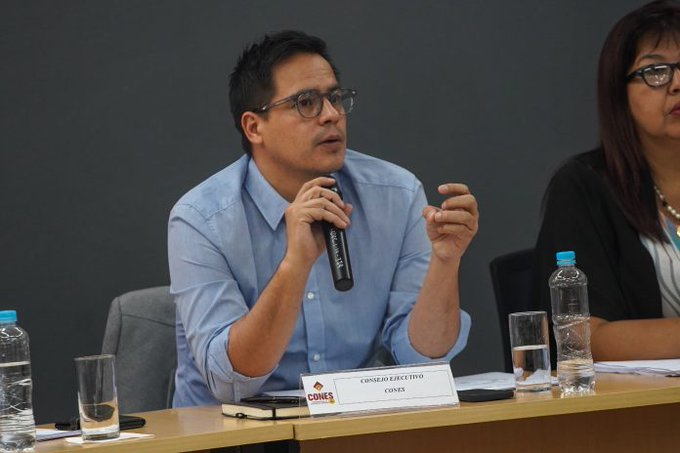 Establecen nuevas reglas focalizadas en el control y seguimiento para régimen de prácticas en medicina