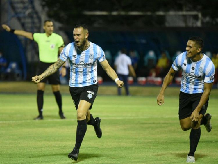 Histórico debut de Guaireña en Copa