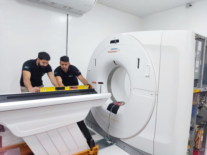 En Hospital de Concepción instalan tomógrafo de última generación