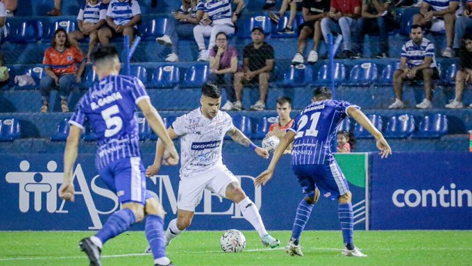 Sol de América vs. 2 de Mayo: choque de objetivos contrapuestos