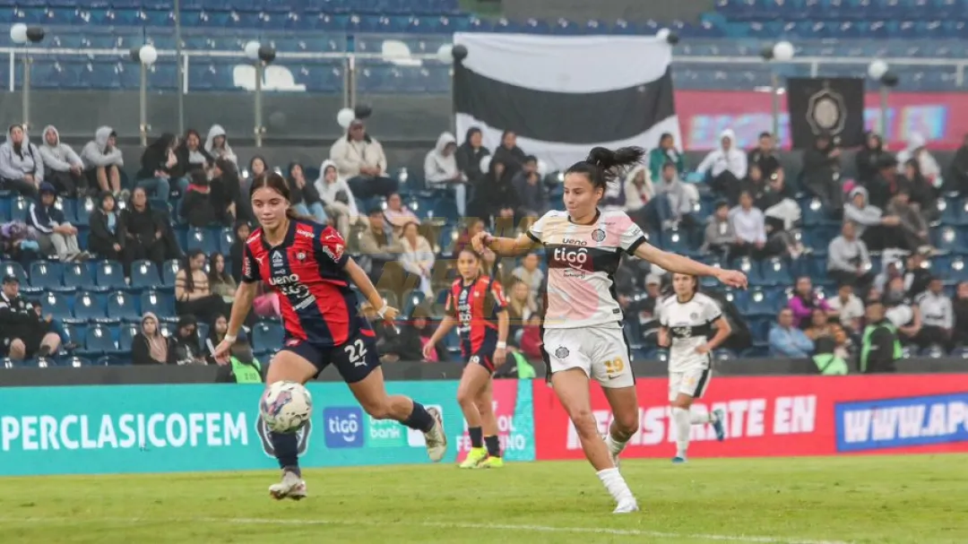 Olimpia y Cerro Porteño igualan en el clásico del fútbol femenino