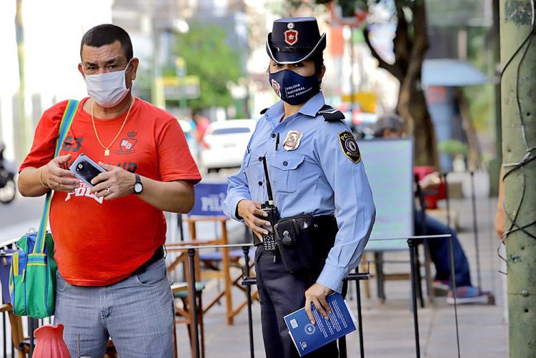 Poder Ejecutivo mantiene medidas restrictivas hasta el 26 de abril