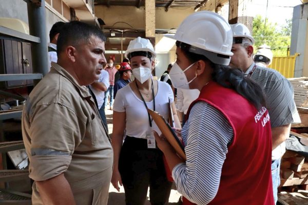 Ministerio de Trabajo verifica condiciones laborales tras accidente en fábrica de embutidos