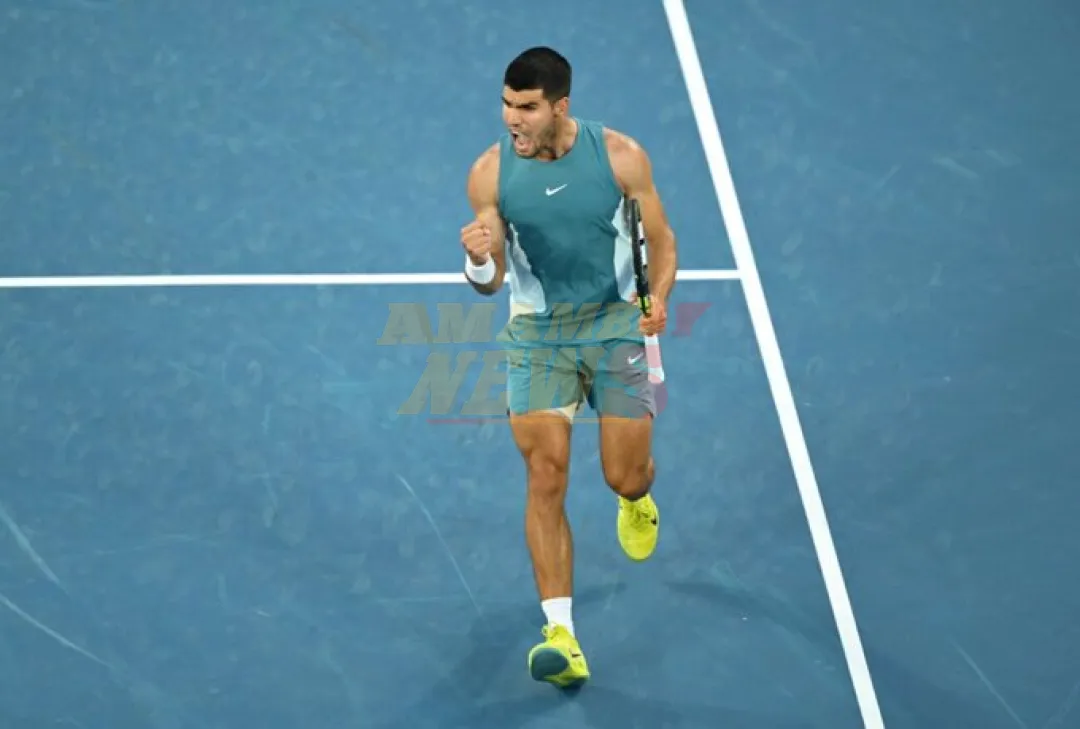 Alcaraz debuta en Australia con expeditivo triunfo ante Shevchenko