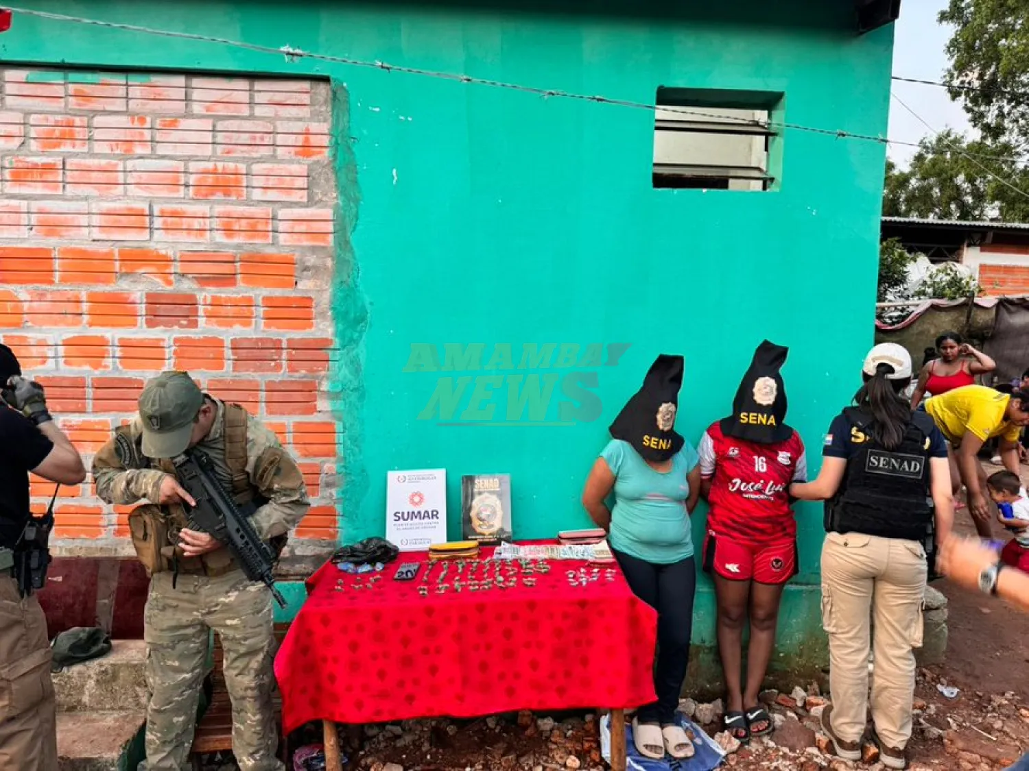 Allanamiento y detención de madre e hija por venta de crack en Asunción