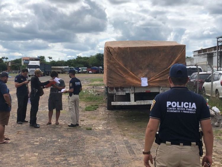 Unidad Anticontrabando incauta 27 toneladas de cal viva en zona de Vista Alegre