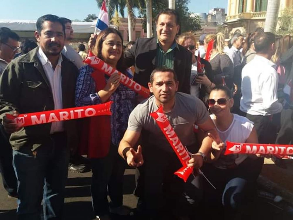 Luis Figueredo abandona su cargo en educación para hacer hurras a Marito