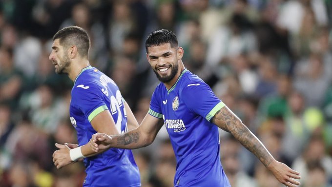 Omar Alderete está en la mira del Betis
