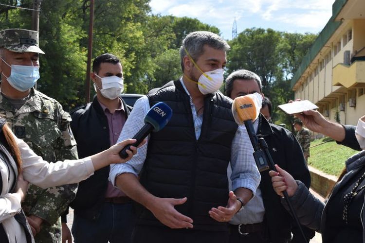 Marito dice que 36 personas con coronavirus salieron de sus casas