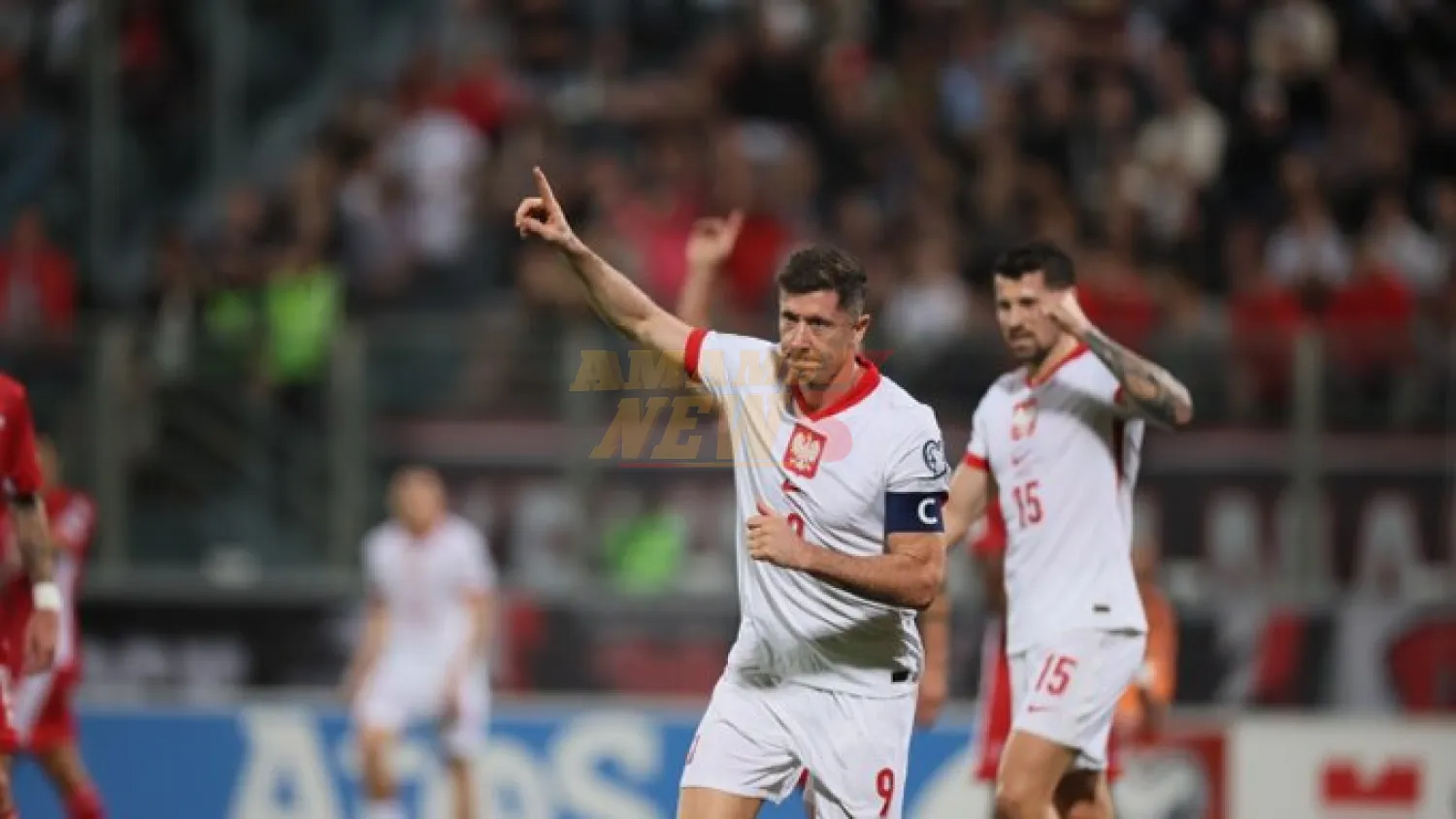 Polonia sufre en Malta, pero pasa a la repesca con victoria