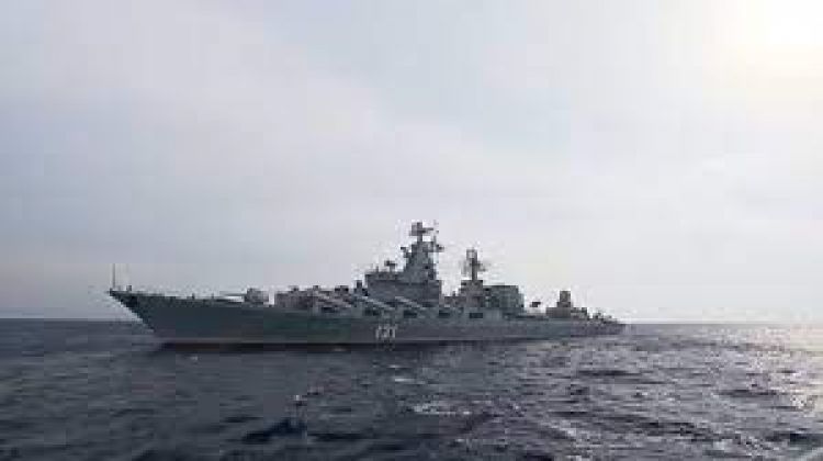 Buque insignia ruso Moskva se hunde en medio de una tormenta