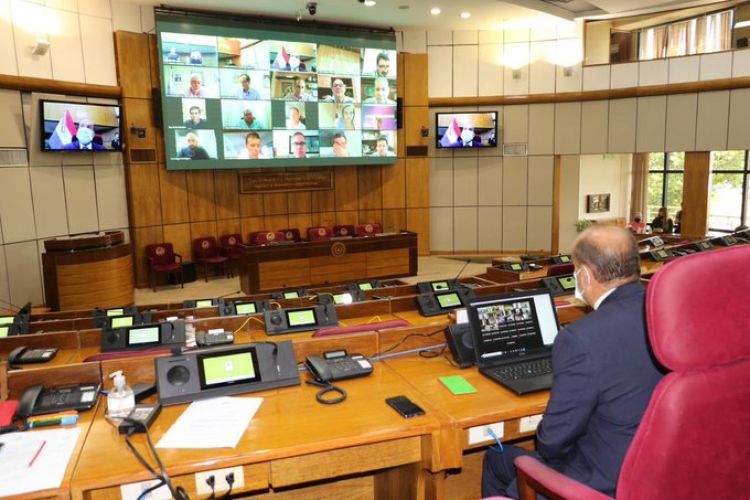 Aprueban en general ley que autoriza la compra de vacunas antiCOVID