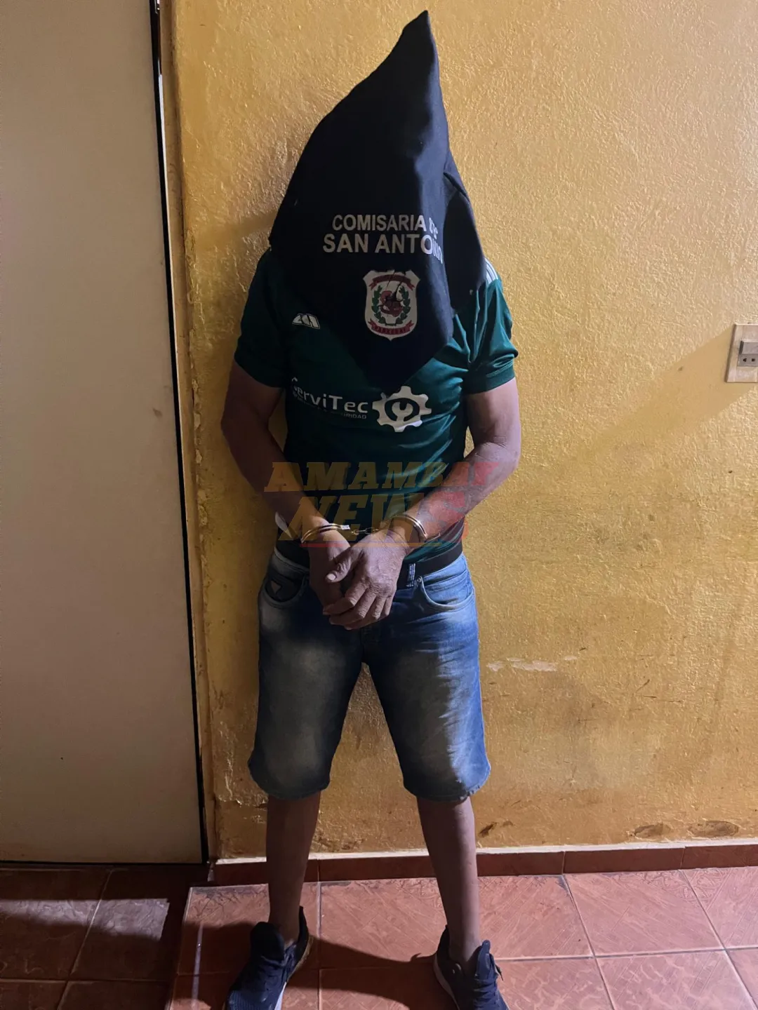 Amenazó a su hijastra con un puñal y fue aprehendido en Concepción