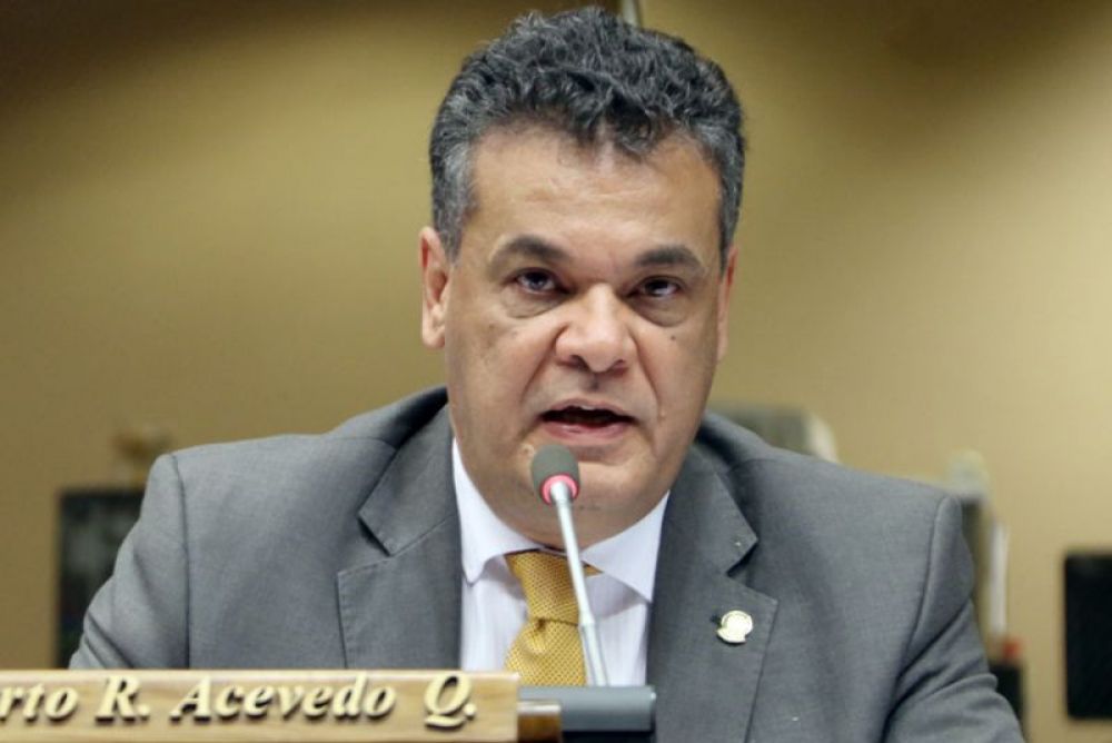 Los presos fugados estn refugiados en "zonas liberadas", dice Acevedo