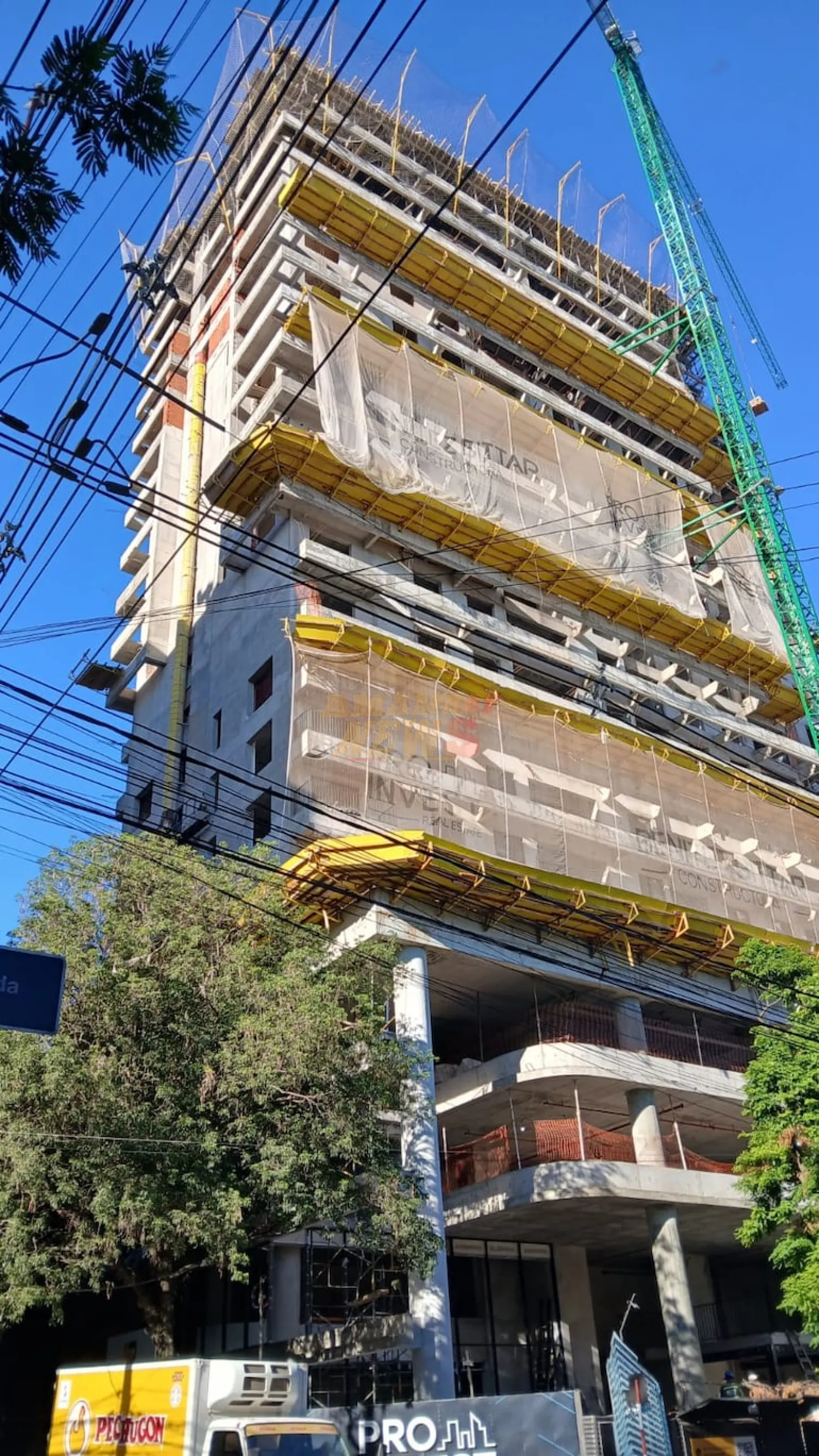 Obrero muere tras caer de un edificio: aún no están claras las circunstancias