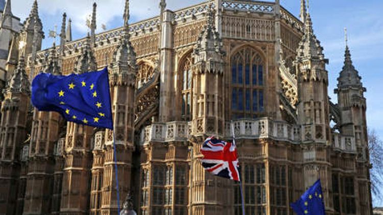 Parlamento británico aprobó una enmienda para bloquear el polémico proyecto de ley sobre el Brexit