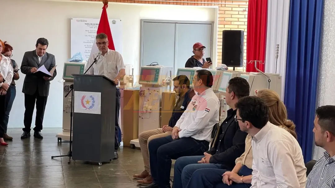 Hospital Regional de PJC recibió equipo de hemodiálisis