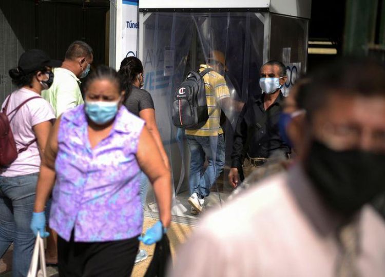 Presidente de Ecuador anuncia estado de excepción por nueva cepa de coronavirus