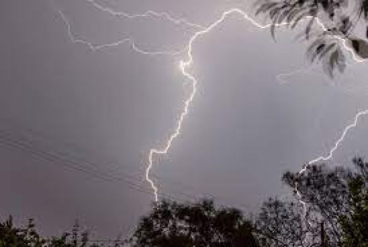 Meteorología anuncia viernes con tormentas eléctricas en todo el país