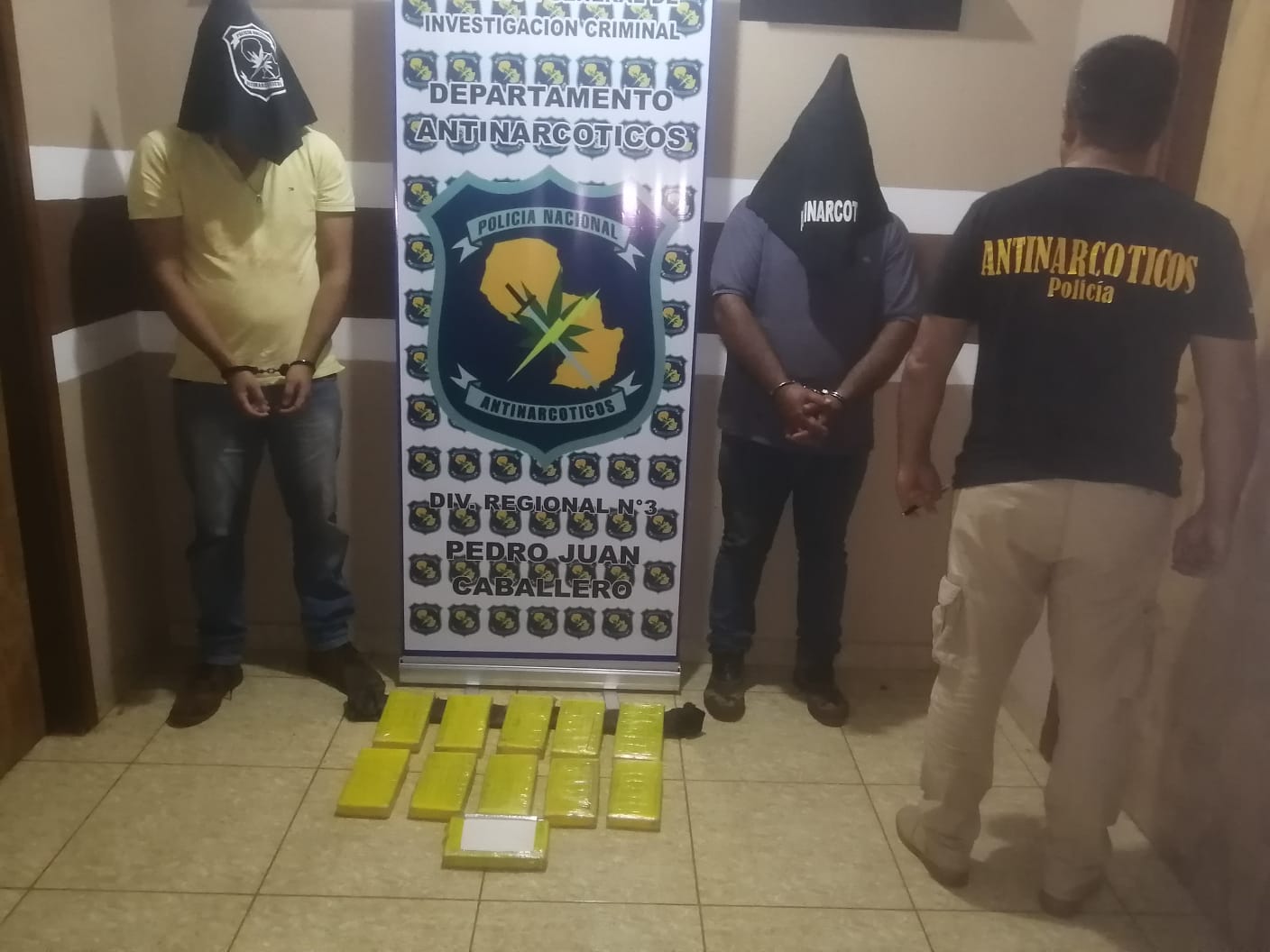 Dos detenidos con más de 11 kilos y medio de cocaína en Zanja Pytá