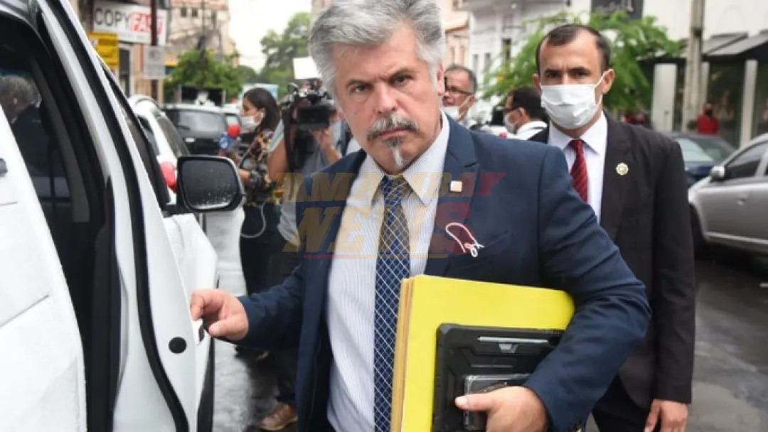 “La Fiscalía nos acusa por desacreditar la figura de Horacio Cartes”, señala Giuzzio
